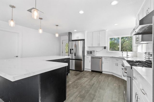 19998 Spring Valley Rd, Plymouth, CA 95669