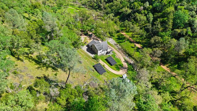 19998 Spring Valley Rd, Plymouth, CA 95669
