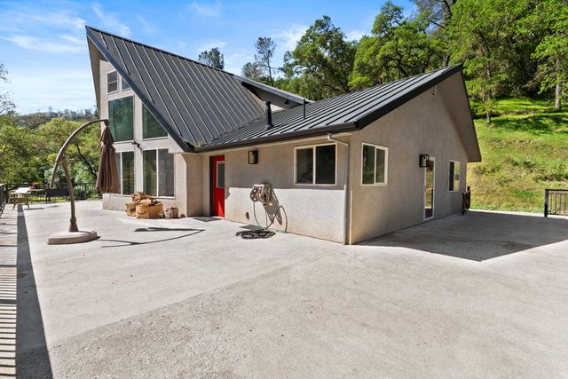 19998 Spring Valley Rd, Plymouth, CA 95669