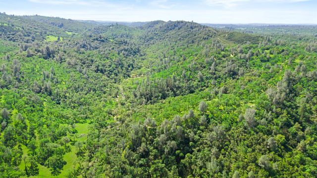19998 Spring Valley Rd, Plymouth, CA 95669