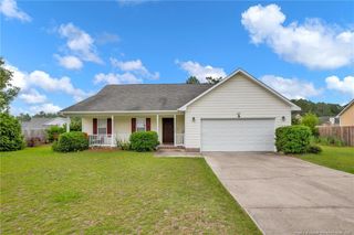 229 Fallingleaf Drive, Raeford, NC 28376