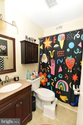 5207A KIPPEN PL, Mount Laurel, NJ 08054