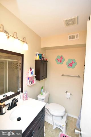 5207A KIPPEN PL, Mount Laurel, NJ 08054
