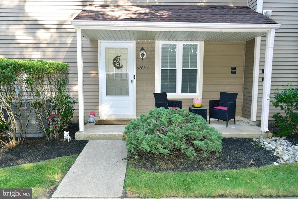 5207A KIPPEN PL, Mount Laurel, NJ 08054