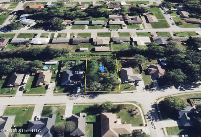 7525 Oak Cove Drive, Biloxi, MS 39532