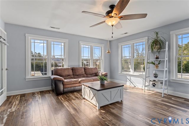 63 River Bluff Dr, Manquin, VA 23106