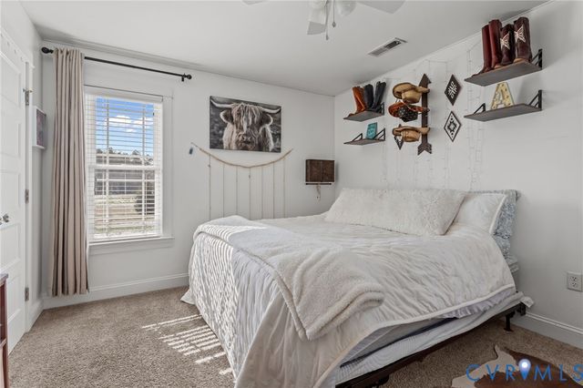 63 River Bluff Dr, Manquin, VA 23106