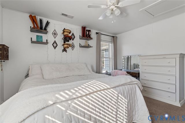 63 River Bluff Dr, Manquin, VA 23106