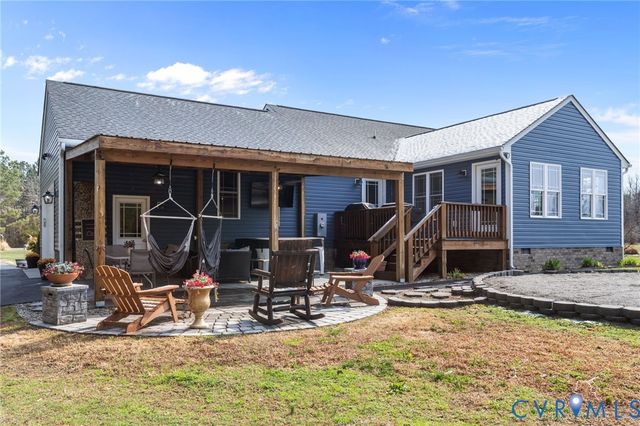 63 River Bluff Dr, Manquin, VA 23106