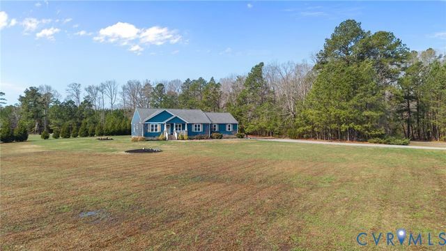 63 River Bluff Dr, Manquin, VA 23106