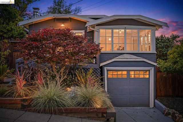 5945 Majestic Ave, Oakland, CA 94605
