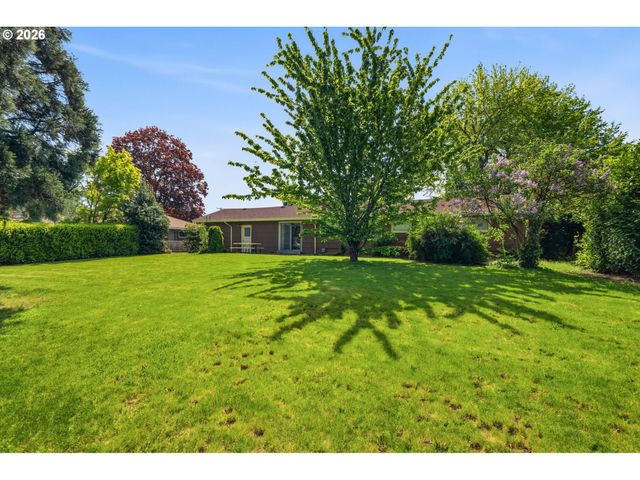 800 Nw SLUMAN Rd, Vancouver, WA 98665