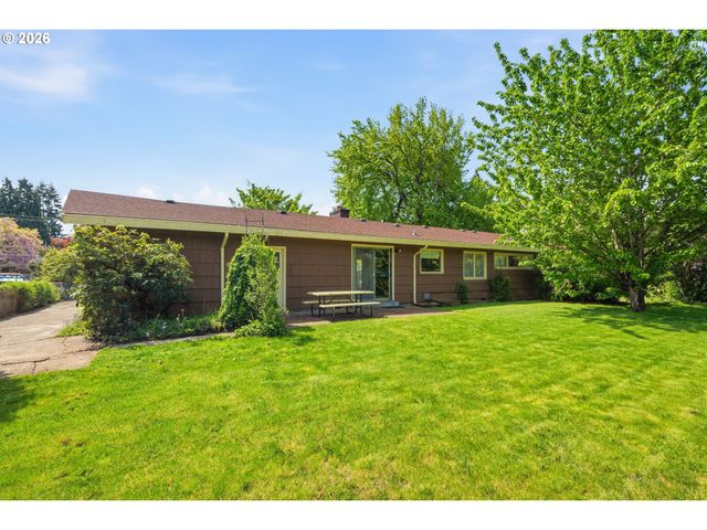 800 Nw SLUMAN Rd, Vancouver, WA 98665