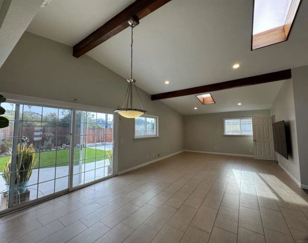 325 Elm Avenue, Imperial Beach, CA 91932