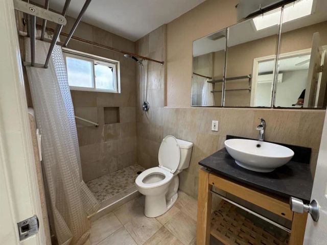 325 Elm Avenue, Imperial Beach, CA 91932