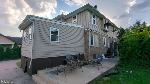 323 S CHESTER PIKE, Glenolden, PA 19036