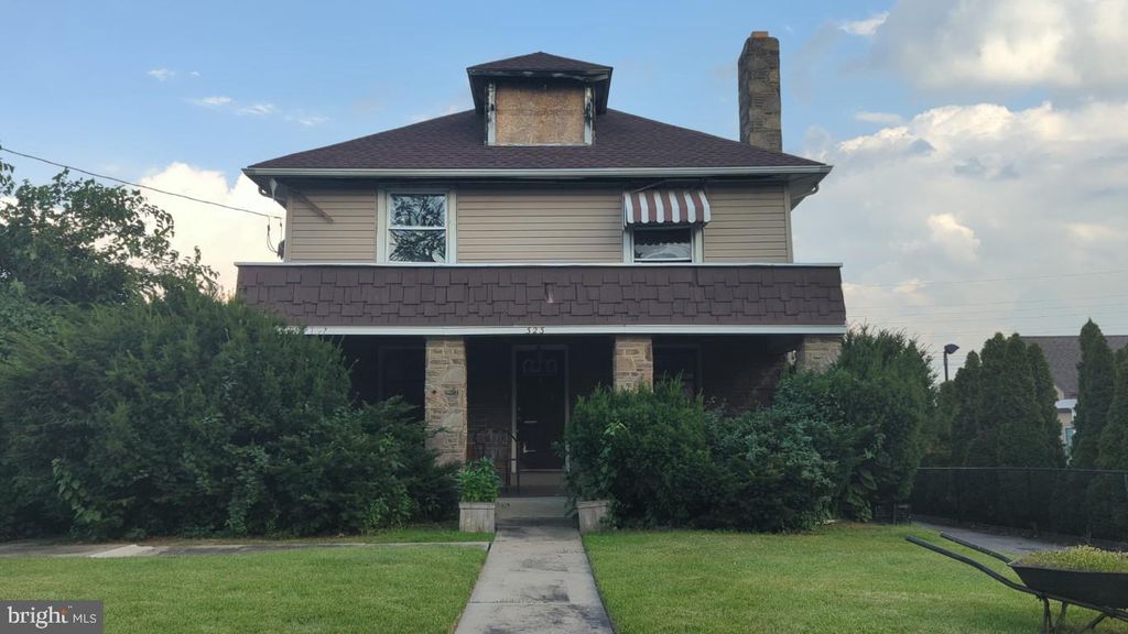 323 S CHESTER PIKE, Glenolden, PA 19036