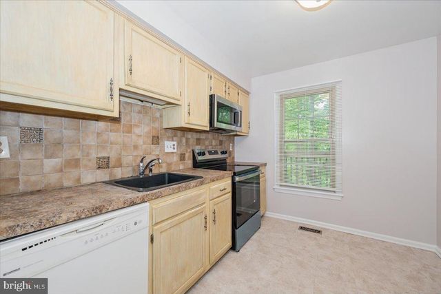 10113 MAPLE LEAF DR, Montgomery Village, MD 20886
