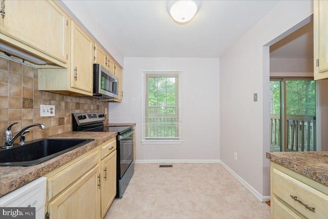 10113 MAPLE LEAF DR, Montgomery Village, MD 20886