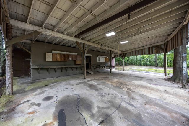 25 Gas Line Road, Phenix City, AL 36870