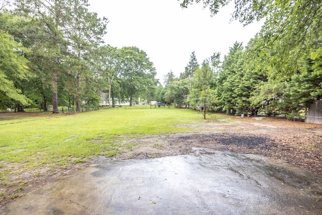 25 Gas Line Road, Phenix City, AL 36870