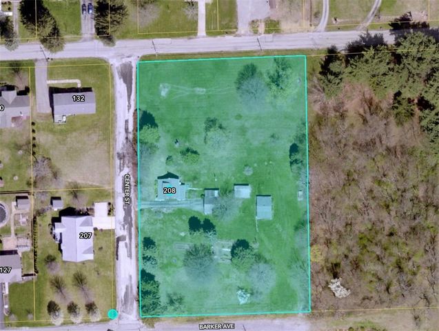 208 Center St, Daugherty Twp, PA 15066