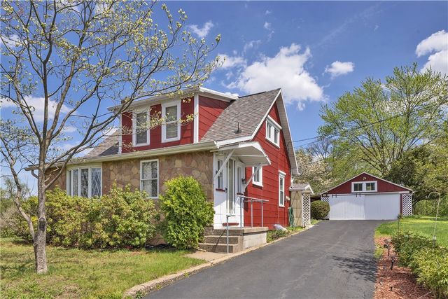 208 Center St, Daugherty Twp, PA 15066