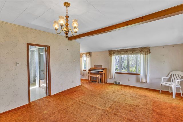 208 Center St, Daugherty Twp, PA 15066