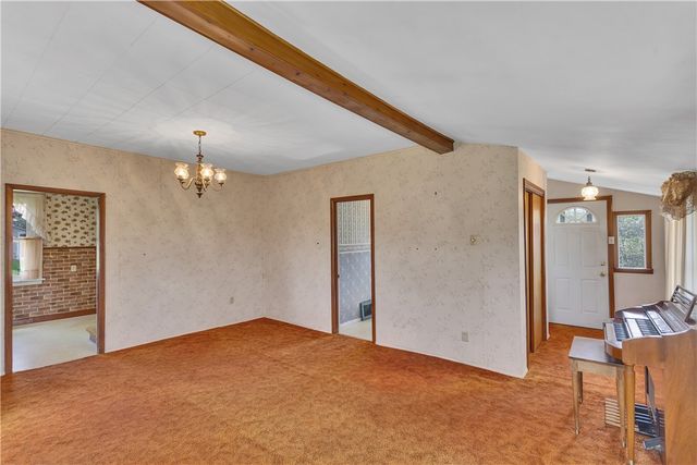 208 Center St, Daugherty Twp, PA 15066