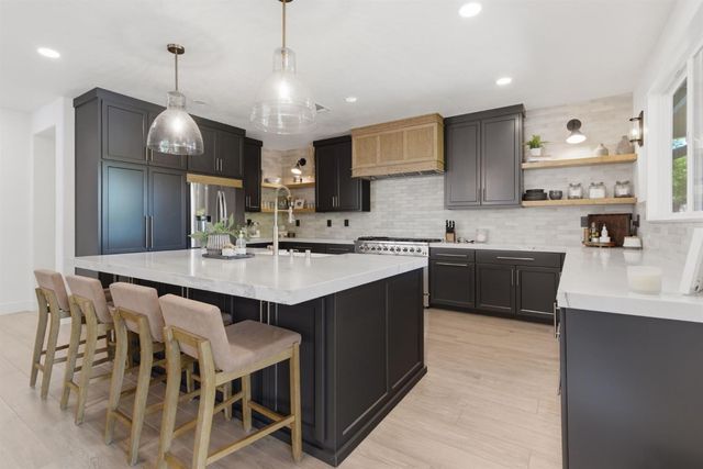 133 W Shasta, Ripon, CA 95366