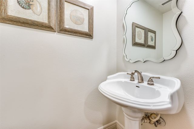 8616 Turtle Creek Boulevard 406, Dallas, TX 75225