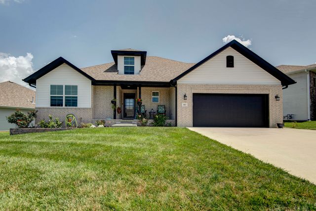 813 E Brewer Avenue, Nixa, MO 65714