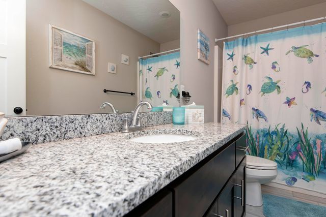 813 E Brewer Avenue, Nixa, MO 65714
