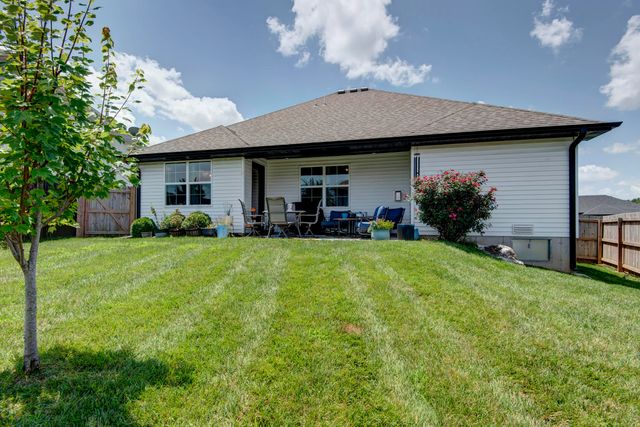 813 E Brewer Avenue, Nixa, MO 65714