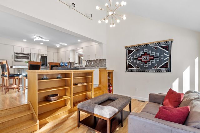 1 Dalkeith Road, Hollis, NH 03049