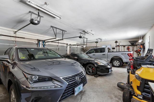 1 Dalkeith Road, Hollis, NH 03049