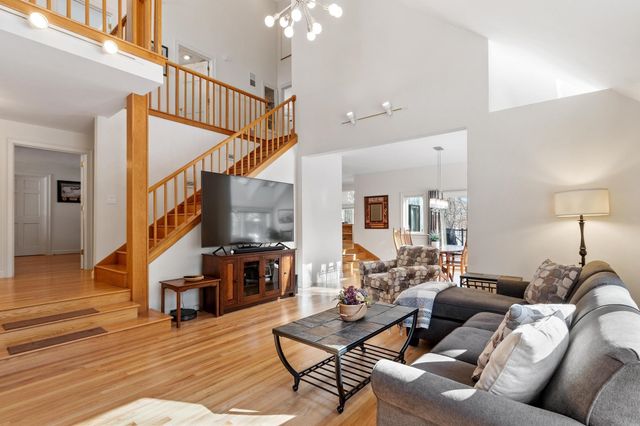 1 Dalkeith Road, Hollis, NH 03049