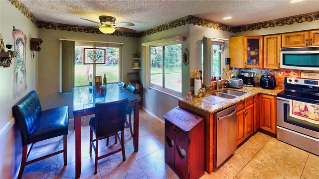 14 BLACK OAK COURT, Palm Coast, FL 32137