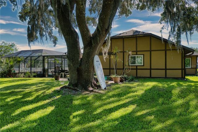 14 BLACK OAK COURT, Palm Coast, FL 32137