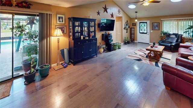 14 BLACK OAK COURT, Palm Coast, FL 32137