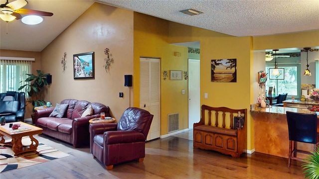 14 BLACK OAK COURT, Palm Coast, FL 32137