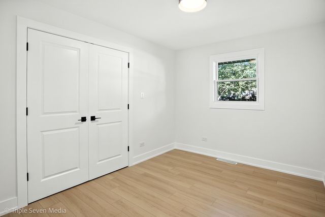 8053 Newland Avenue, Burbank, IL 60459