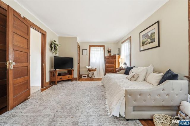 112 Grove Avenue, Verona, NJ 07044