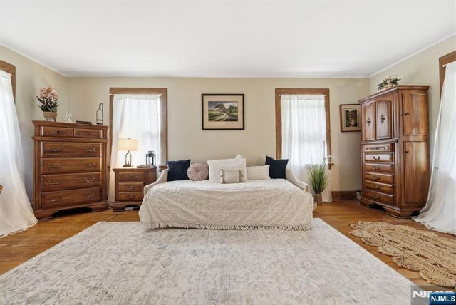 112 Grove Avenue, Verona, NJ 07044