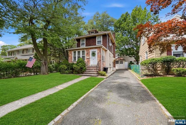 112 Grove Avenue, Verona, NJ 07044