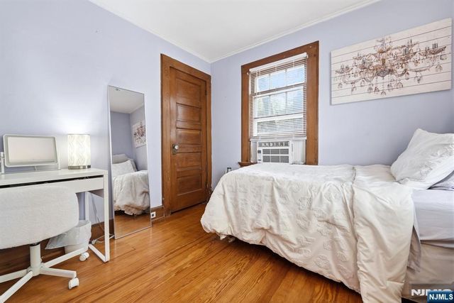 112 Grove Avenue, Verona, NJ 07044
