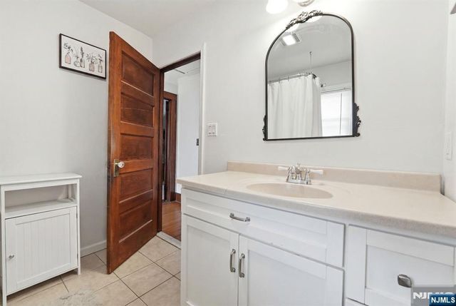 112 Grove Avenue, Verona, NJ 07044