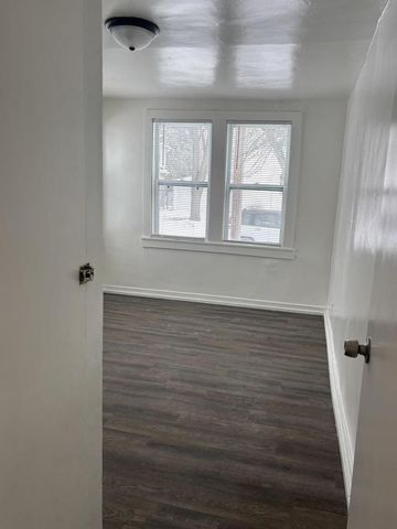 1028 STUART STREET, Green Bay, WI 54301