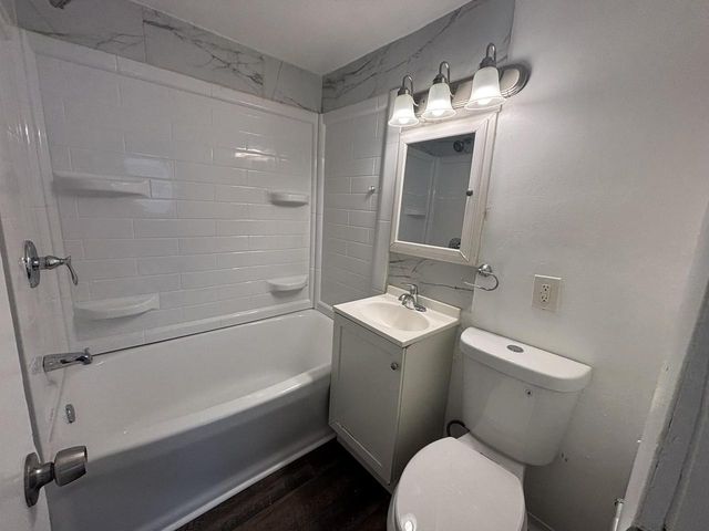 1028 STUART STREET, Green Bay, WI 54301