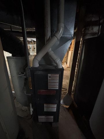 1028 STUART STREET, Green Bay, WI 54301